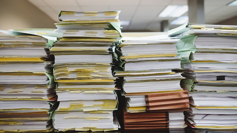 Build a Project Handoff Folder Someone Else Can Actually Use